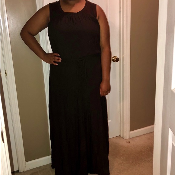 Cute Maxi Dress - Picture 2 of 5